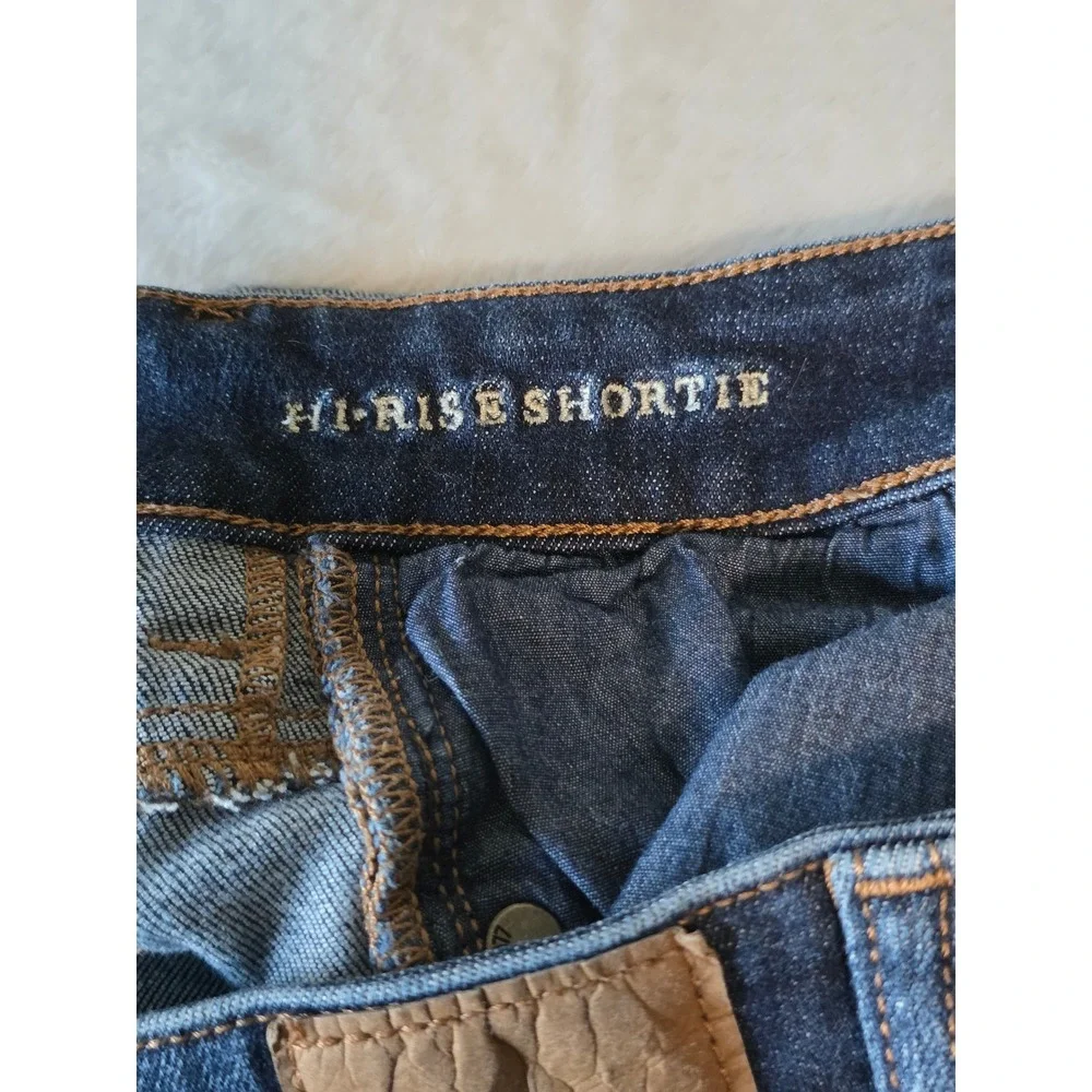 American Eagle Hi-Rise Shortie Distressed Denim Shorts Dark Wash Womens Size 2